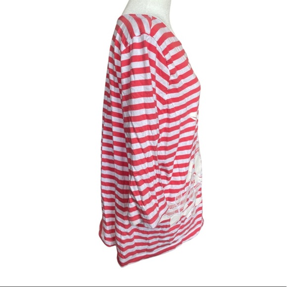 St. John’s Bay striped floral top with lace detail 2X - Picture 2 of 5